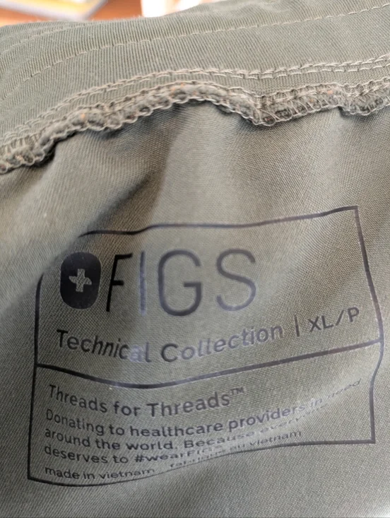 FIGS Zamora Jogger Scrub Pants Olive Green Scrub Pants Size XL - Picture 12 of 13